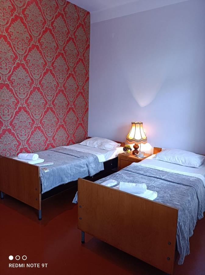 Megobroba Inn Dzentsmani Kültér fotó